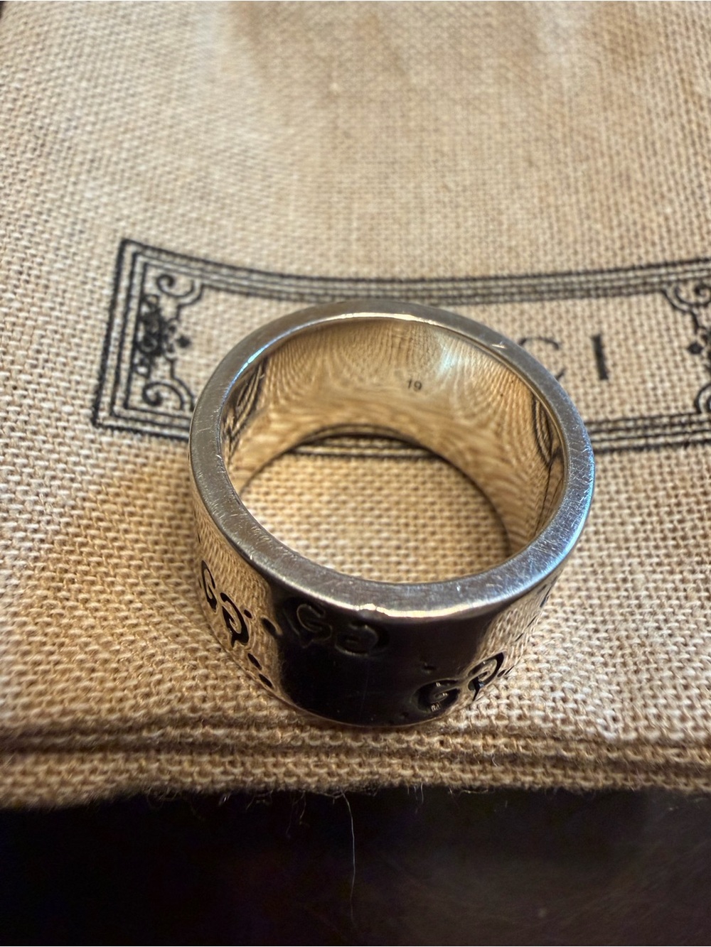 New Authentic Gucci GG Ghost Logo Silver Ring - Picture 14 of 16